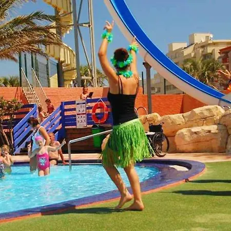 Canet: Lakeside Retreat With Shared Pool, 400m From Holiday home Canet-en-Roussillon